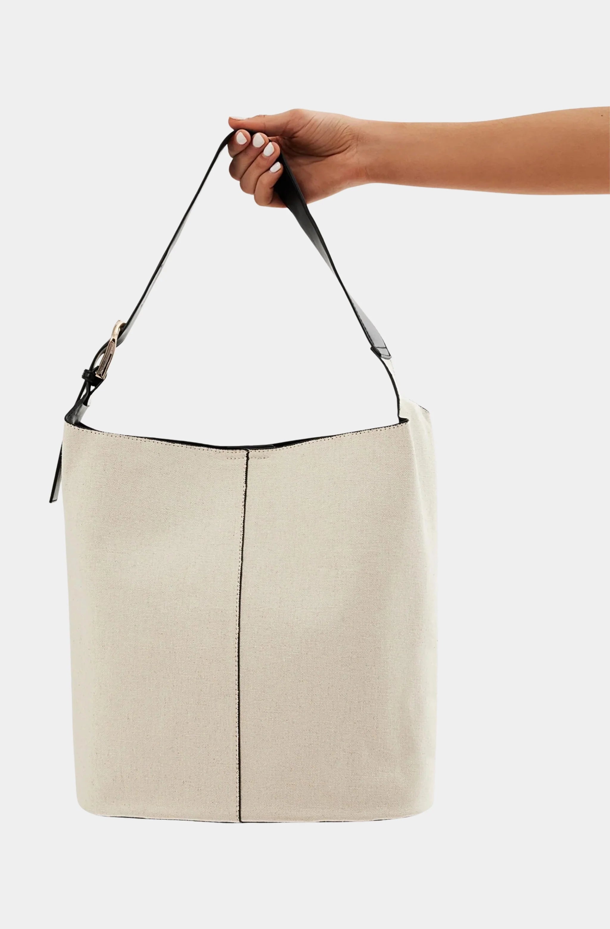 Cali Shoulder Bag