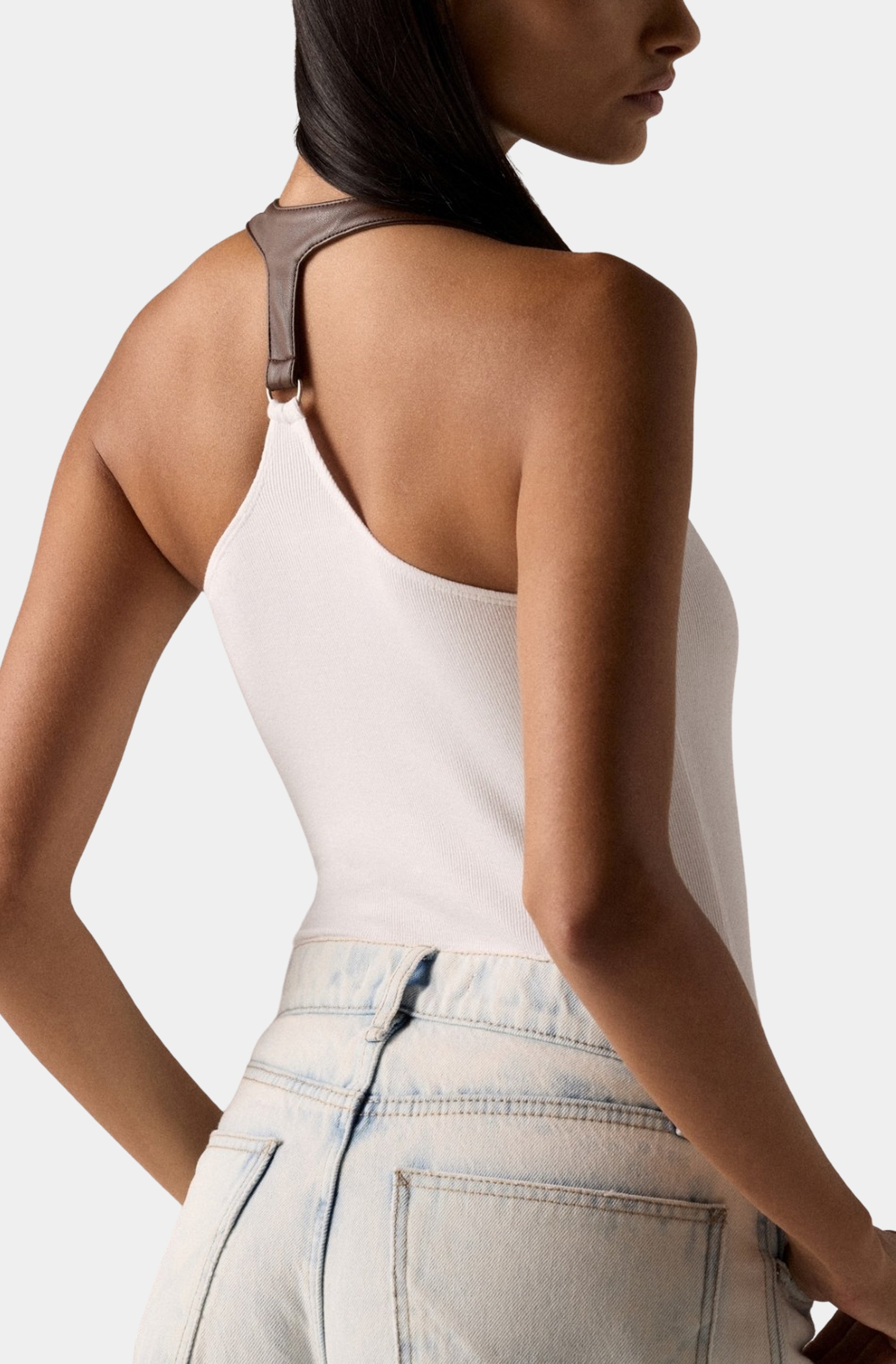 Harness Tank