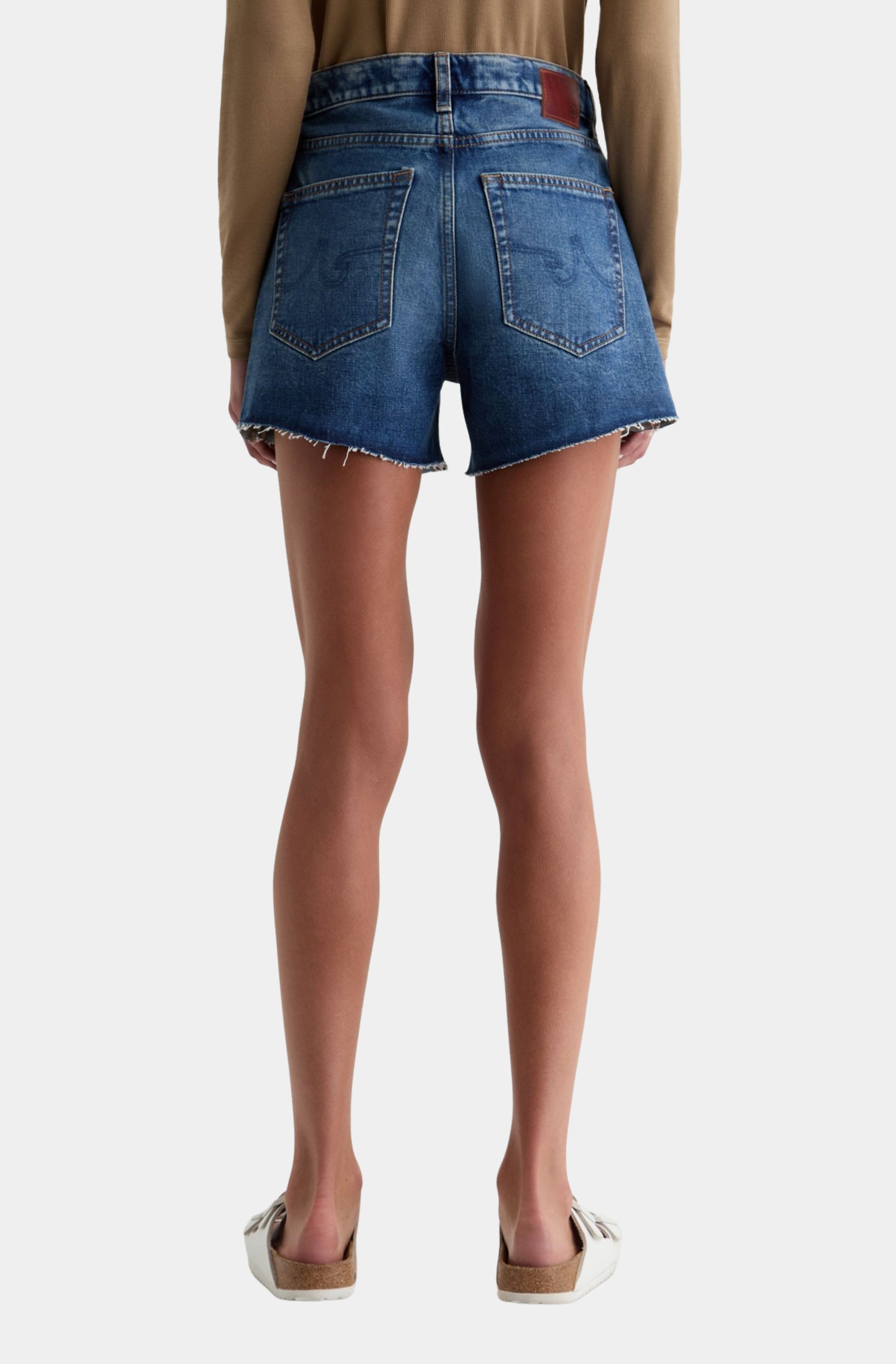 Halle Short